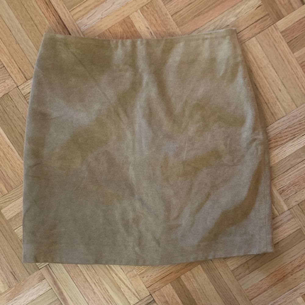 Banana Republic EUC Tan Suede Mini Skirt Women’s Size 2 Y2K